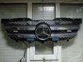 Решетка радиатора Mercedes Sprinter оригинал